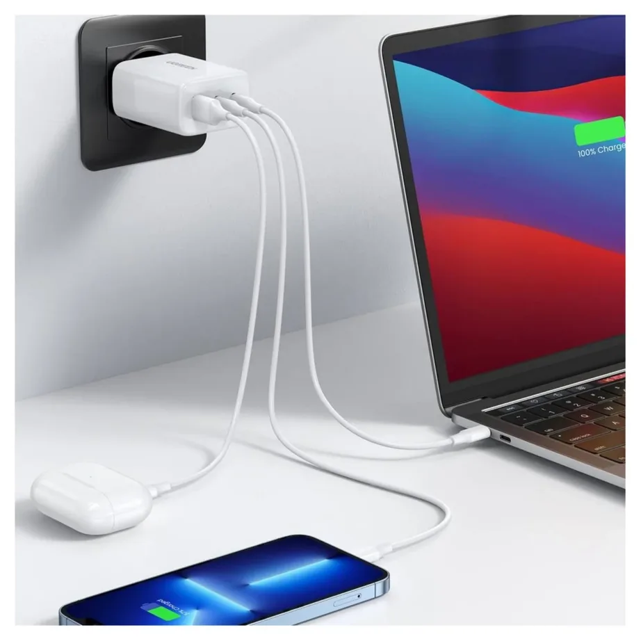 Ugreen CD275 65W valge seinalaadija, 2× USB-C ja USB-A, AC-vool, mobiiltelefonidele – 5