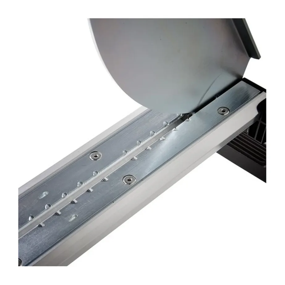 Wolfcraft LC 600 46,5 cm alumiiniumist laminaadilõikur kuni 8 mm paksusele, kaasas kuuskantvõti – 5