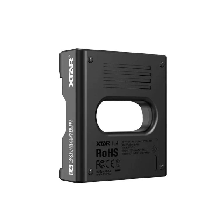 XTAR L4 must USB-C akulaadija 4x AA/AAA NiMH ja 1,5V Li-ion akudele, LED-indikaatoritega