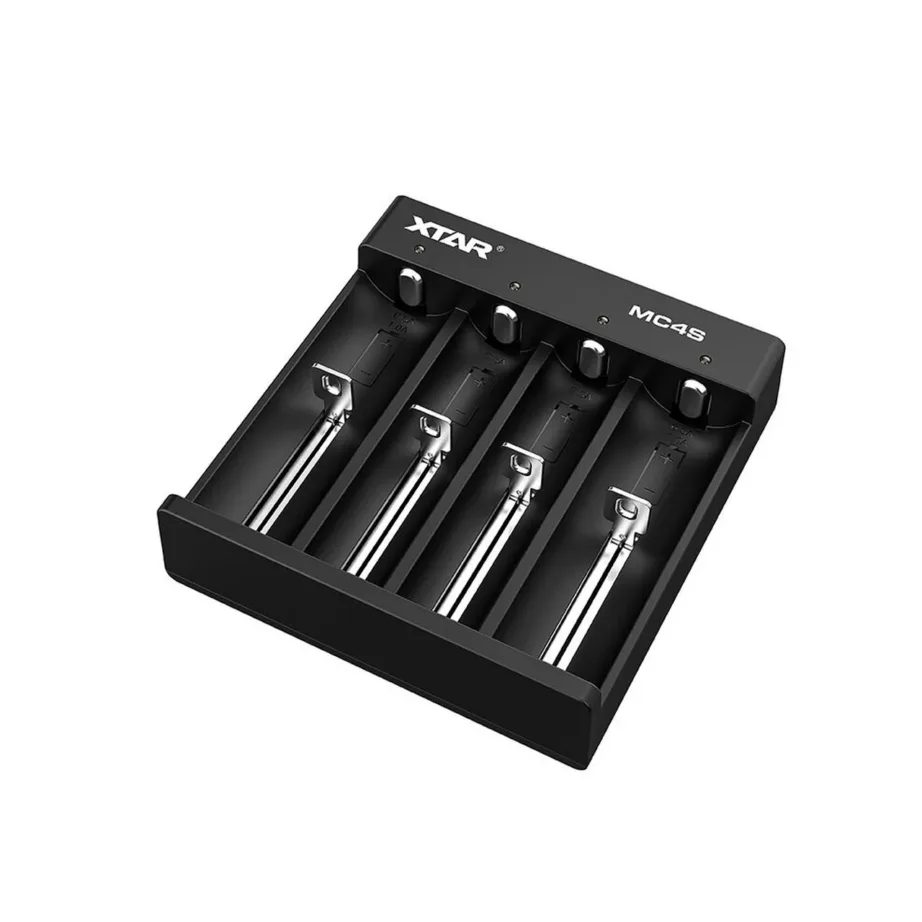 XTAR MC4S 4-pesaline must akulaadija NiMH, Li-Ion, NiCd akudele AA/AAA/C/D, USB-C, 5V/1A – 5