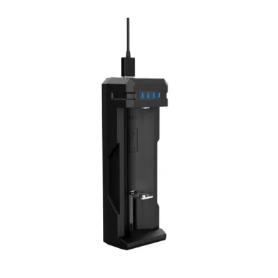 XTAR SC1 USB-C ühe pesa Li-Ion akulaadija 18650 akudele, LED-indikaatoriga, must