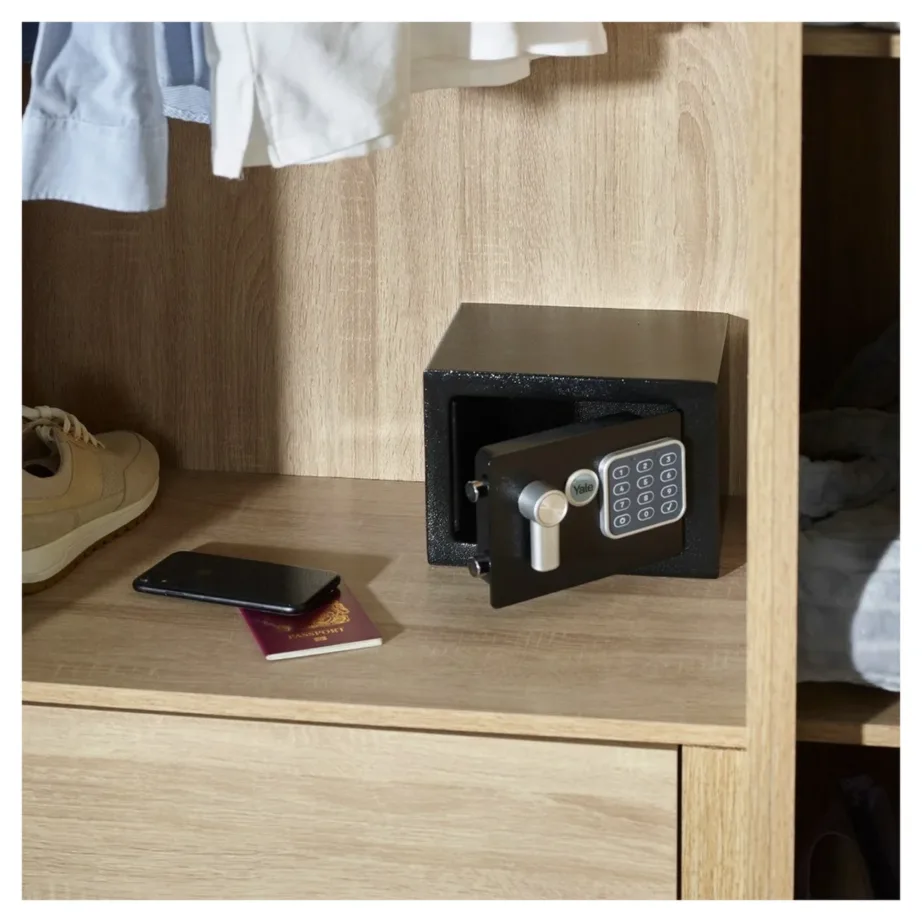 Yale YSV/170/DB2 3,8L terasest must elektroonilise koodlukuga vabaltseisev seif ehte, võtmete ja kellade hoiustamiseks, 170x230x170 mm – 5
