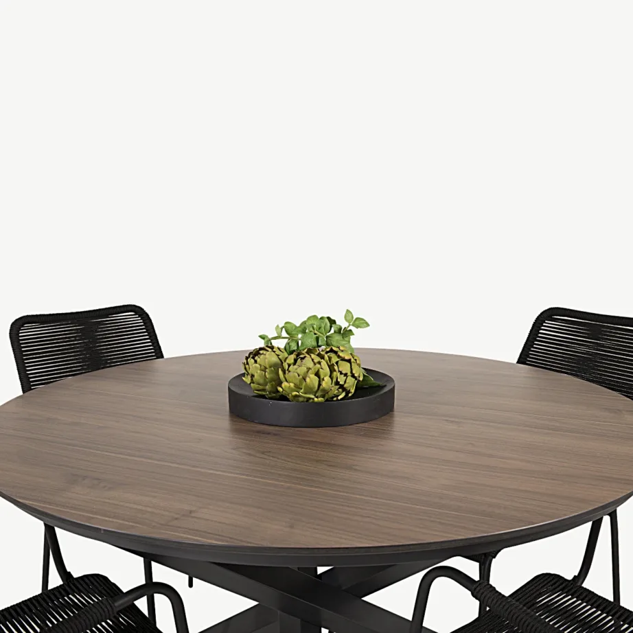 Ümmargune söögilaud Llama (HPL, ø140 cm) ja Lindos punutud toolid musta raamiga õue, GR19261 – 3