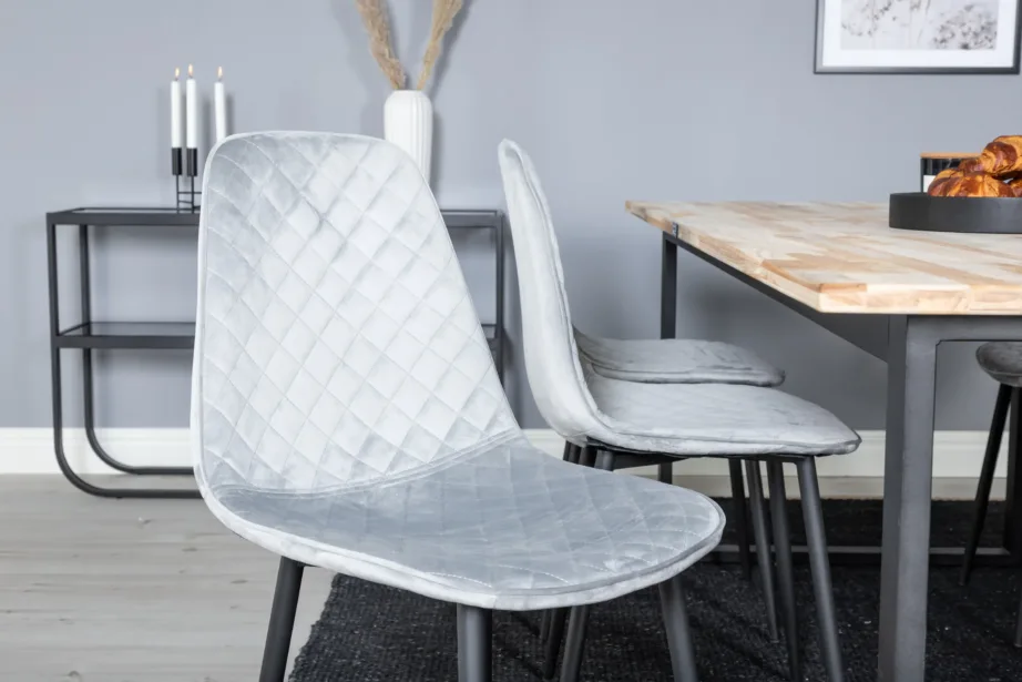 Cirebon ristkülikukujulise tiigipuidust söögilaua ja hallide velvetkattega Polar toolide komplekt (200×90 cm), GR19747 – 7