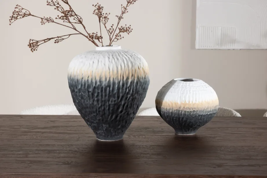 Mokka toonis MDF-söögilaud Olivia ja valge buklee kangaga söögitoolid Agnes, GR24526 – 10