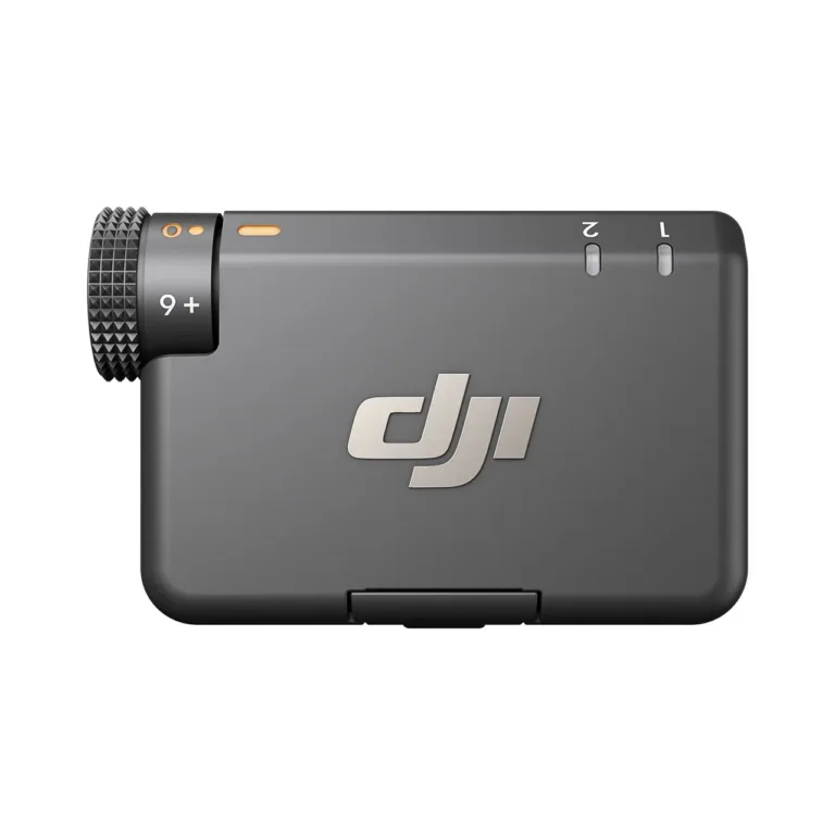 DJI Mic Mini 2 saatja ja vastuvõtjaga juhtmevaba mikrofonisüsteem, kuni 400 m ulatus, kõiksuunaline mikrofon, 3,5 mm heliväljund, kaasaskantav laadimiskohver
