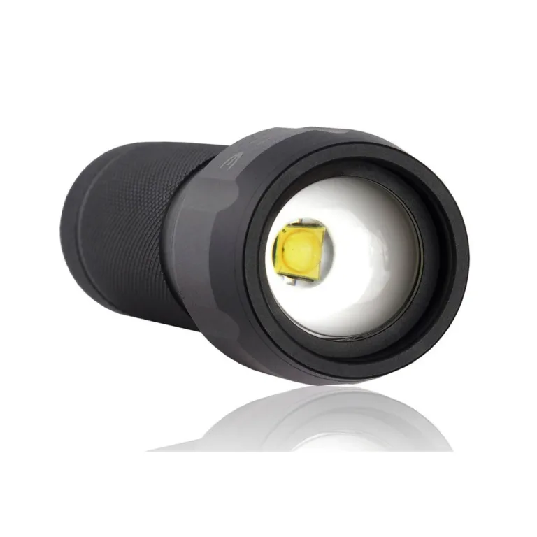 everActive FL-300+ 350 lm punane LED-taskulamp IPX4, alumiinium, 115 mm, 3xAAA