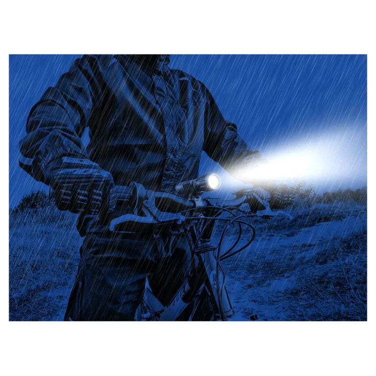 everActive FL-300+ 350 lm punane LED-taskulamp IPX4, alumiinium, 115 mm, 3xAAA