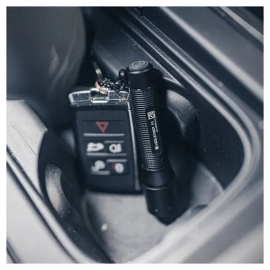 Ledlenser P3 130 lm LED võtmehoidja taskulamp, must, alumiinium, IP54, AAA patarei – 6