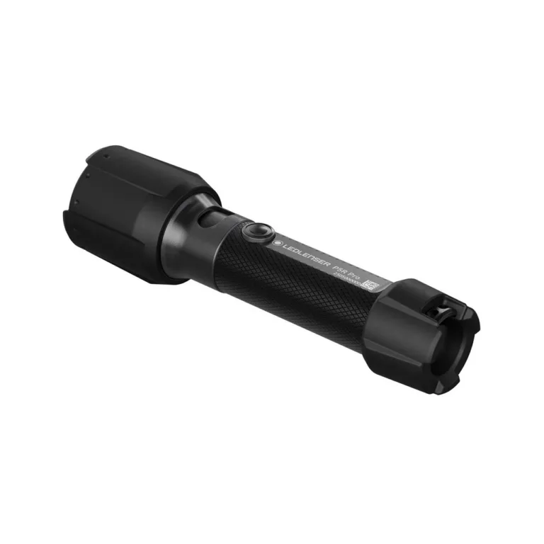 Ledlenser P5R Pro 131 mm must alumiiniumist LED-taskulamp, 750 lm, IP68, laetav ja patareitoega