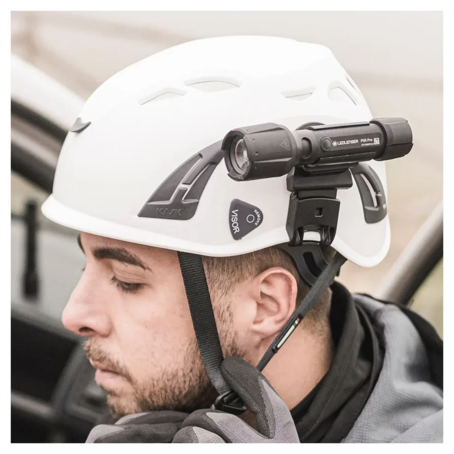 Ledlenser P5R Pro 131 mm must alumiiniumist LED-taskulamp, 750 lm, IP68, laetav ja patareitoega – 5