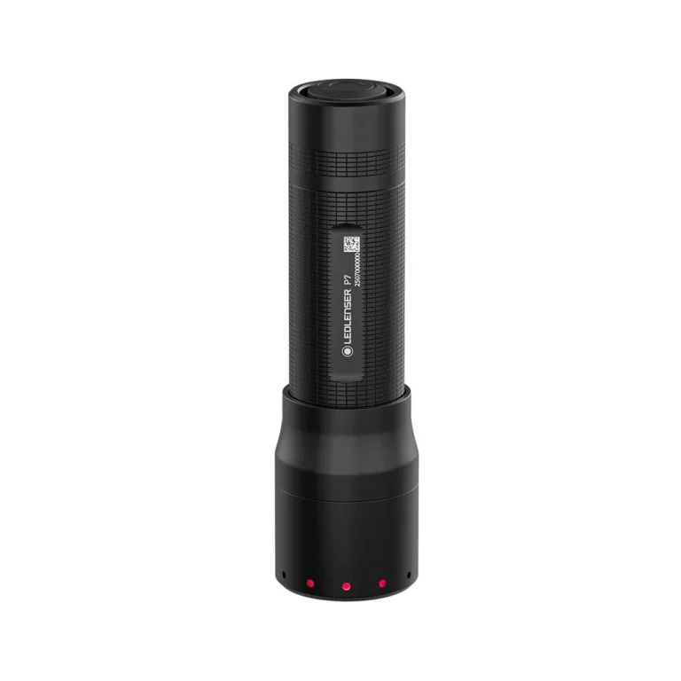 Ledlenser P7 650 lm must LED-taskulamp, 131 mm alumiiniumkorpus, 4xAAA, IP54