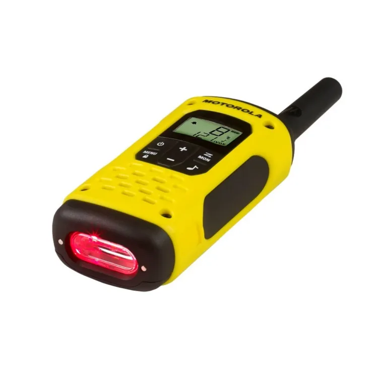 Motorola MOTO92H T92 H2O 16-kanaliline IP67 walkie-talkie (must/kollane, 2 tk, 10 km ulatus) NiMH aku ja USB-laadimisega