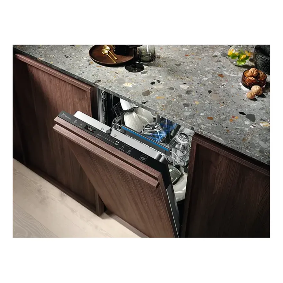 45 cm integreeritav nõudepesumasin 9 komplektile Electrolux KESC2210L, E-klassi, 8 programmi, 9.9 l, 44 dB, invertermootor, automaatne ukse avamine – 2