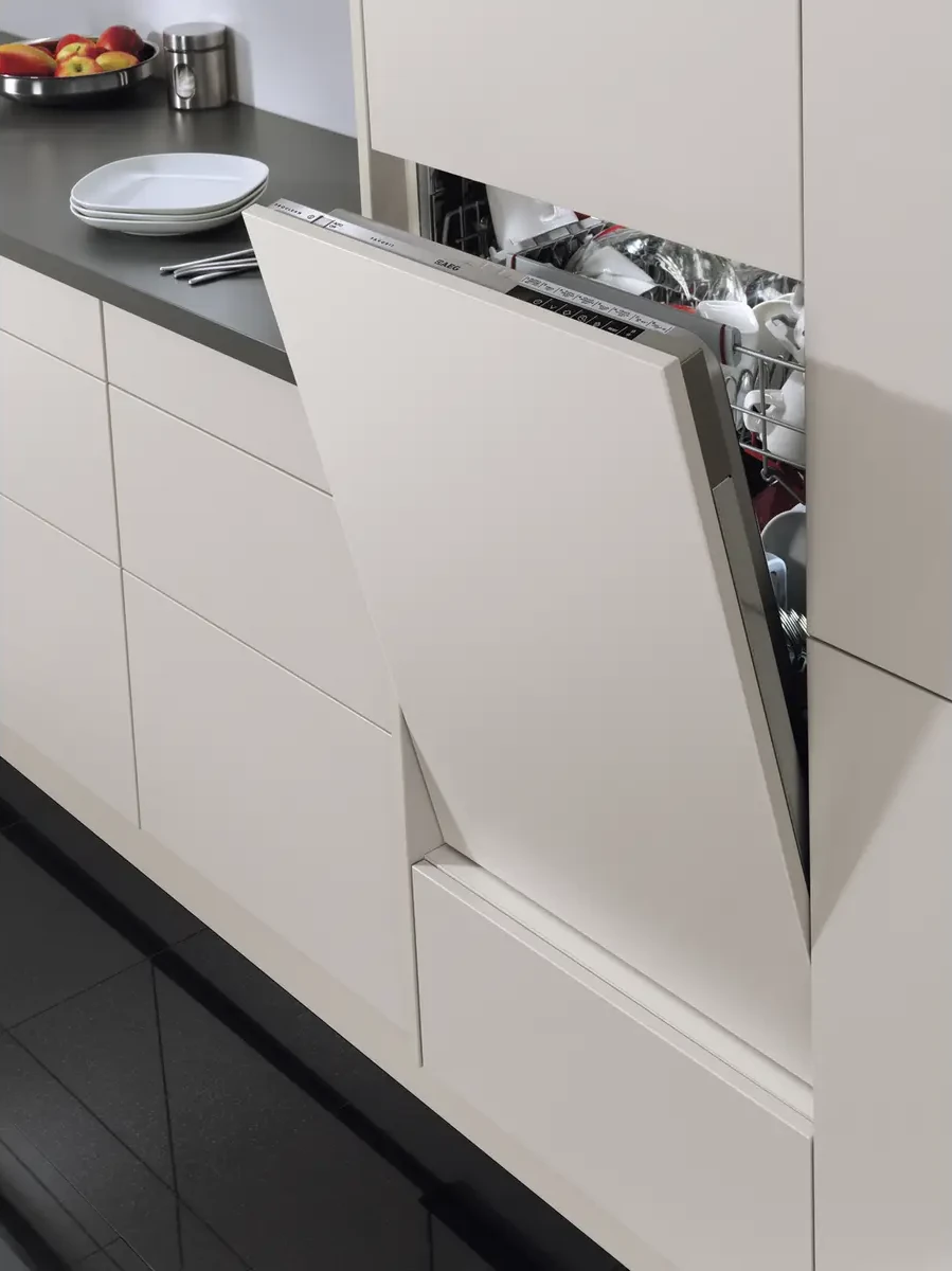 PerfectFit liughinged tagavad sujuva integreerimise köögimööblisse