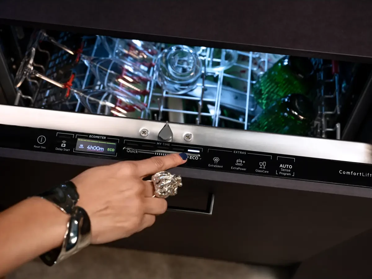 QuickSelect liugur ja Ecometer ekraanil säästliku pesuprogrammi valimiseks