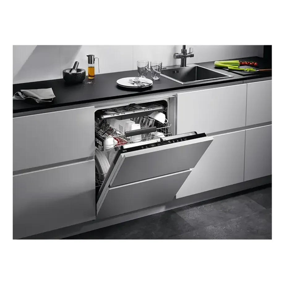 Täisintegreeritav nõudepesumasin Wi-Fi ja QuickSelectiga AEG FSE75768P, 60 cm, 14 nõudekomplekti, B-energiaklass, 42 dB, MaxiFlex sahtel, SatelliteClean, SoftGrips klaasidele – 2