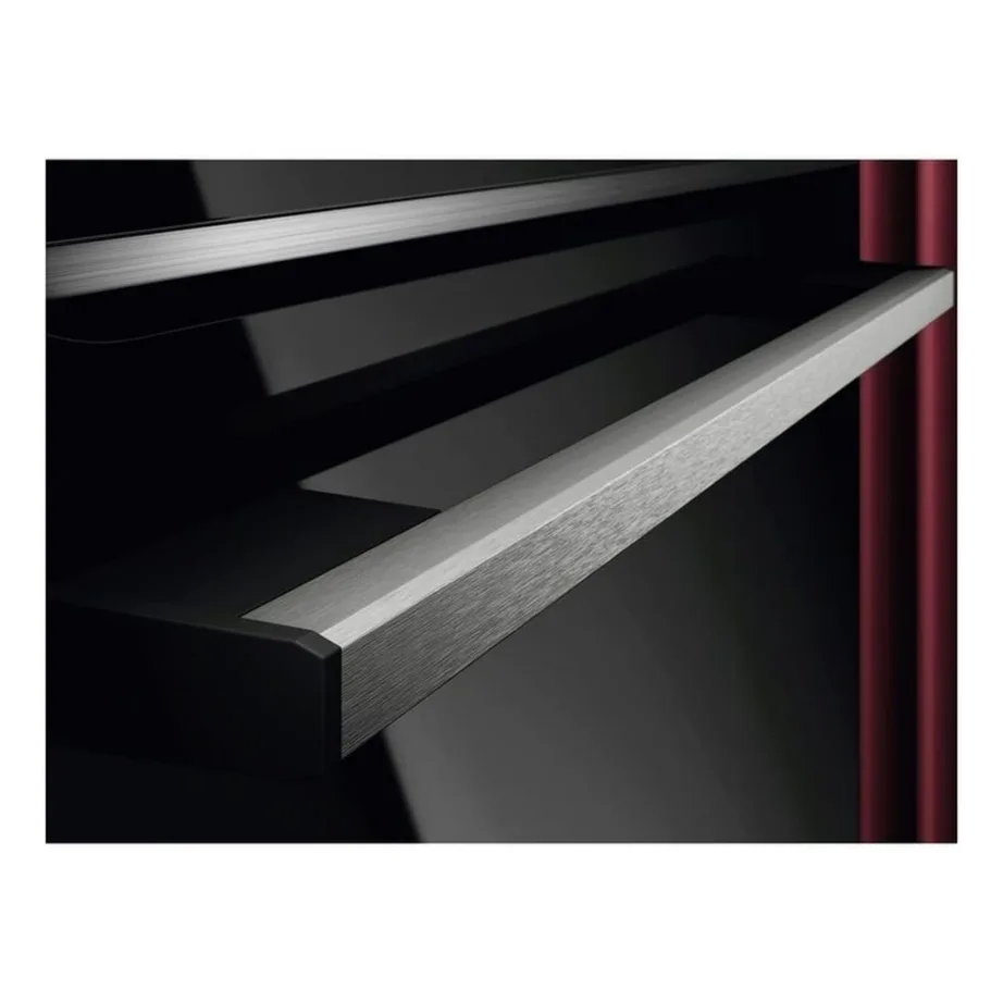 Integreeritav auru- ja pöördõhuga elektriahi AEG OA5CB531AB, SteamBake, SurroundCook, Wi-Fi juhtimine, lihatermomeeter, 71 l, A+ energiaklass, must klaasesipaneel, 60 cm – 4