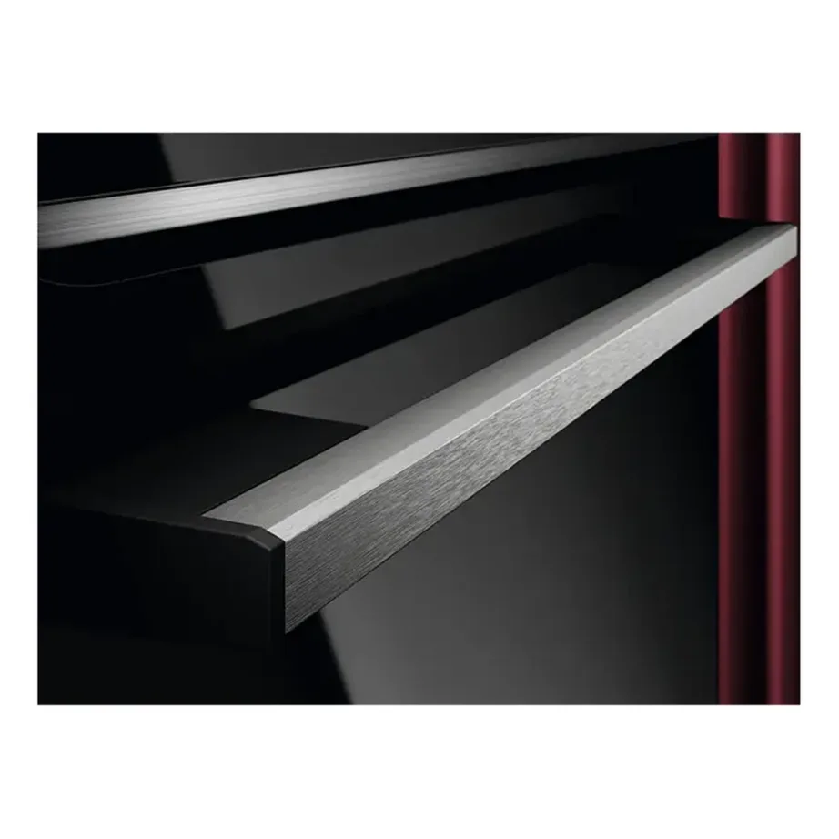 Integreeritav elektriahi toidutermomeetri ja WiFi-ga AEG OS6CB531AB, 71 l, A+, 60 cm, must, 9 režiimi, 45 automaatprogrammi, Aqua clean + katalüüs – 8