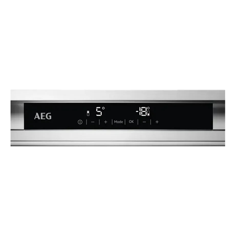 Integreeritav NoFrost külmik alumise sügavkülmaga AEG SCB819E8TS, 190 cm, MultiSpace 800, 216/62 L, inverterkompressor, liughinged, 0 °C tsoon, ExtraZone, LED-valgustus, E-kl – 6