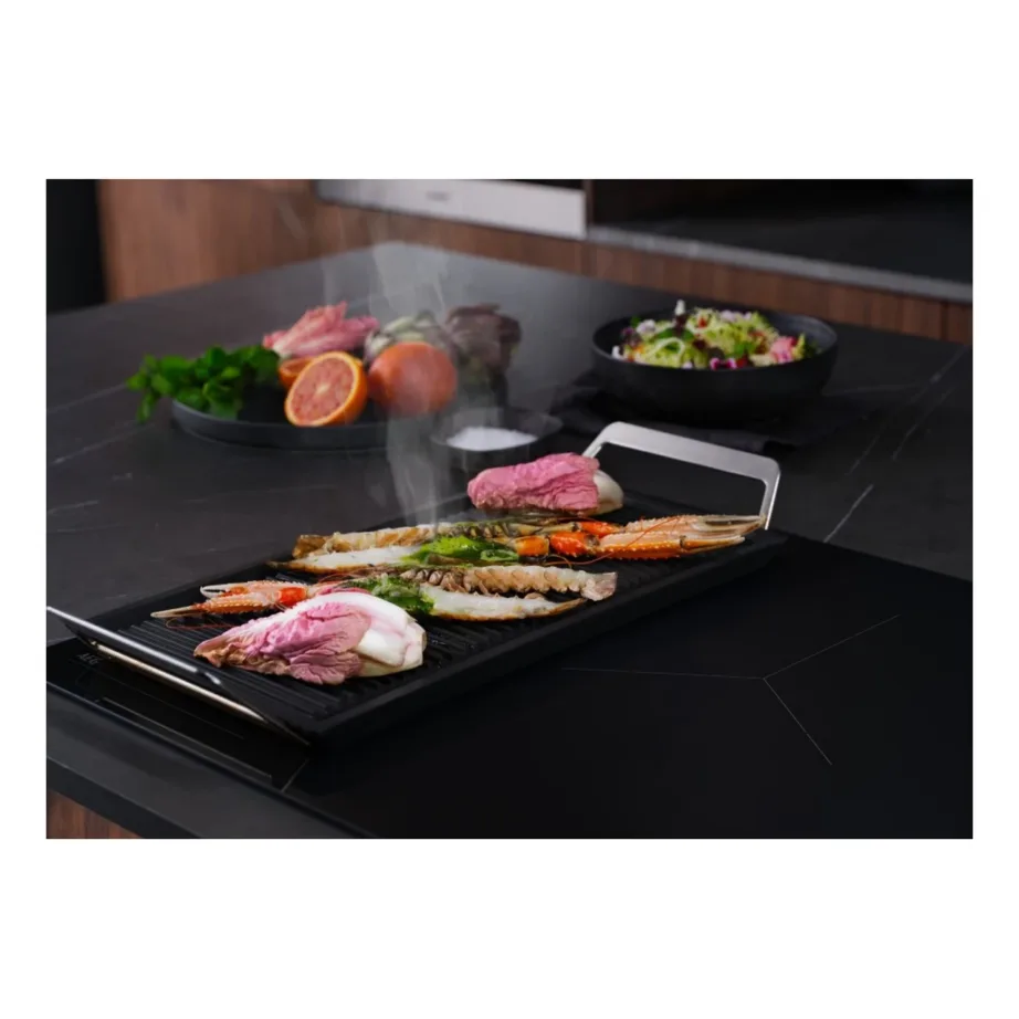 Induktsioonpliidiplaat Sense Boil & Fry ja Bridge-funktsiooniga AEG TI64IB30FB, integreeritav, 60 cm, 4 tsooni, vitrokeramika, puutetundlik Slider-juhtimine, Hob2Hood, 7350 W, must – 2