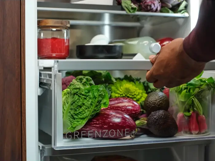 GreenZone sahtel hoiab AEG TSC7G181ES külmikus puu ja köögiviljad värskena