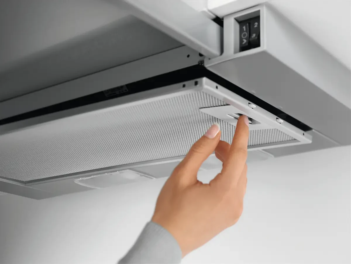 Electrolux CFG526W standardne pestav rasvafilter lihtsaks hoolduseks