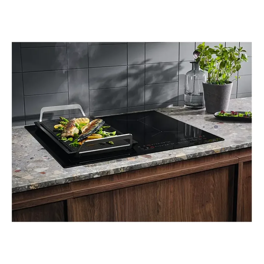 Integreeritav induktsioonpliidiplaat Bridge-tsooni ja Hob2Hoodiga ELECTROLUX CIV634, 60 cm, 4 tsooni, PowerBoost, puuteliugur, 7350 W, must – 2