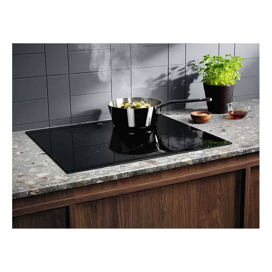 Induktsioonpliidiplaat SenseBoil ja Hob2Hood ELECTROLUX EIS62443, 60 cm, 4 tsooni, 7200 W, must klaaskeraamika, puutetundlik liugurjuhtimine – 2