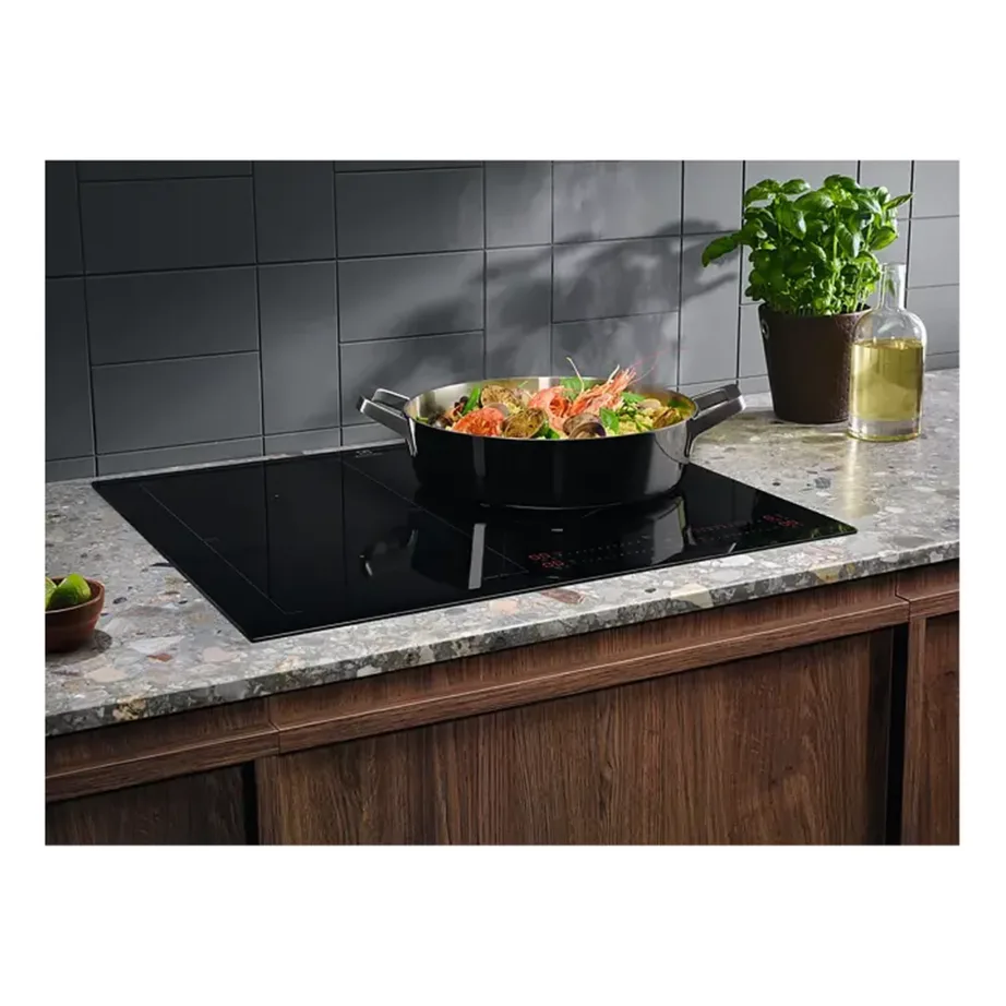 Induktsioonpliidiplaat SenseBoil ja Hob2Hood Electrolux EIS62453, 60 cm, 4 tsooni, 1x Bridge-tsoon, 7200 W, vitrokeramika, puutetundlik liugurjuhtimine, must – 4