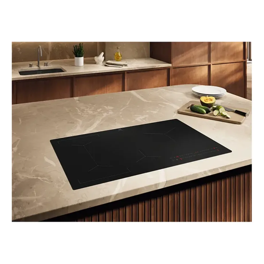Induktsioonpliidiplaat Bridge-tsooni ja Hob2Hoodiga ELECTROLUX EIV83443CT, 80 cm integreeritav, 4 keeduala, SaphirMatt matt must klaas, puuteslider, raamita, 7200 W – 3