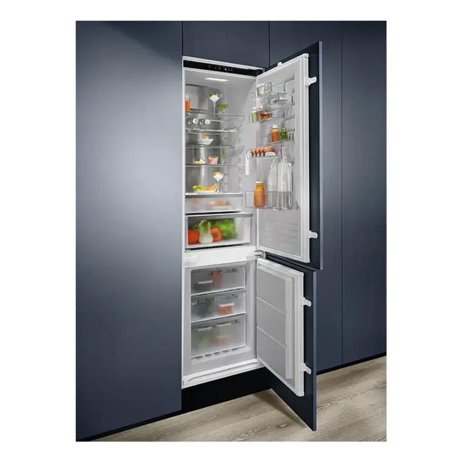Integreeritav No Frost külmik-sügavkülmik alumise sügavkülmaga ELECTROLUX ENC8MC19S, 190 cm, 55 cm, 207/62 l, energiatõhususklass C, inverterkompressor, 35 dB, liughinged, Cooling 360° – 3