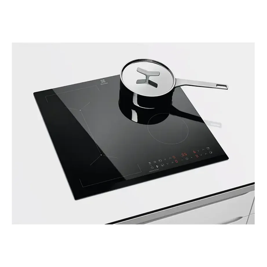 60 cm integreeritav induktsioonpliidiplaat Bridge-tsooniga ELECTROLUX LIV63431BK, 4 keeduala, Hob2Hood, PowerBoost, puutetundlik juhtimine, taimer, laste lukk, 7350 W, must – 2