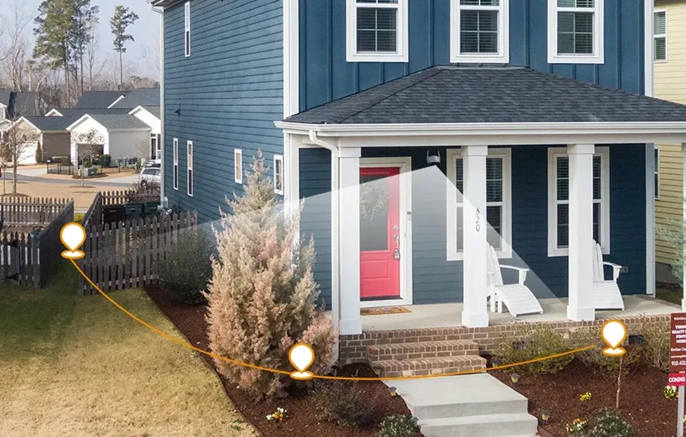 Kahe objektiiviga välikaamera ja hübriidsuum toovad detailid esile