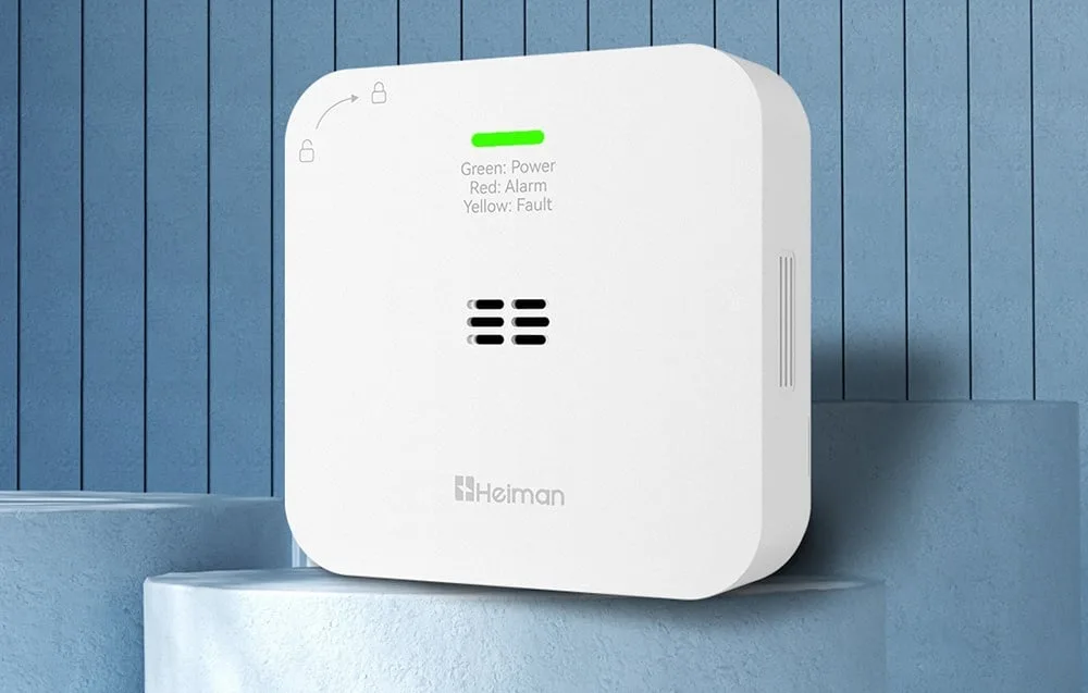 Heiman HM‑720ES‑W CO‑andur koos märgutulede ja kõlariga.