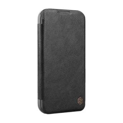Nahast kaitseümbris kaamerakatte ja tugijalaga Nillkin Qin Prop Leather 069635, iPhone 16, must, TPU+PC ja