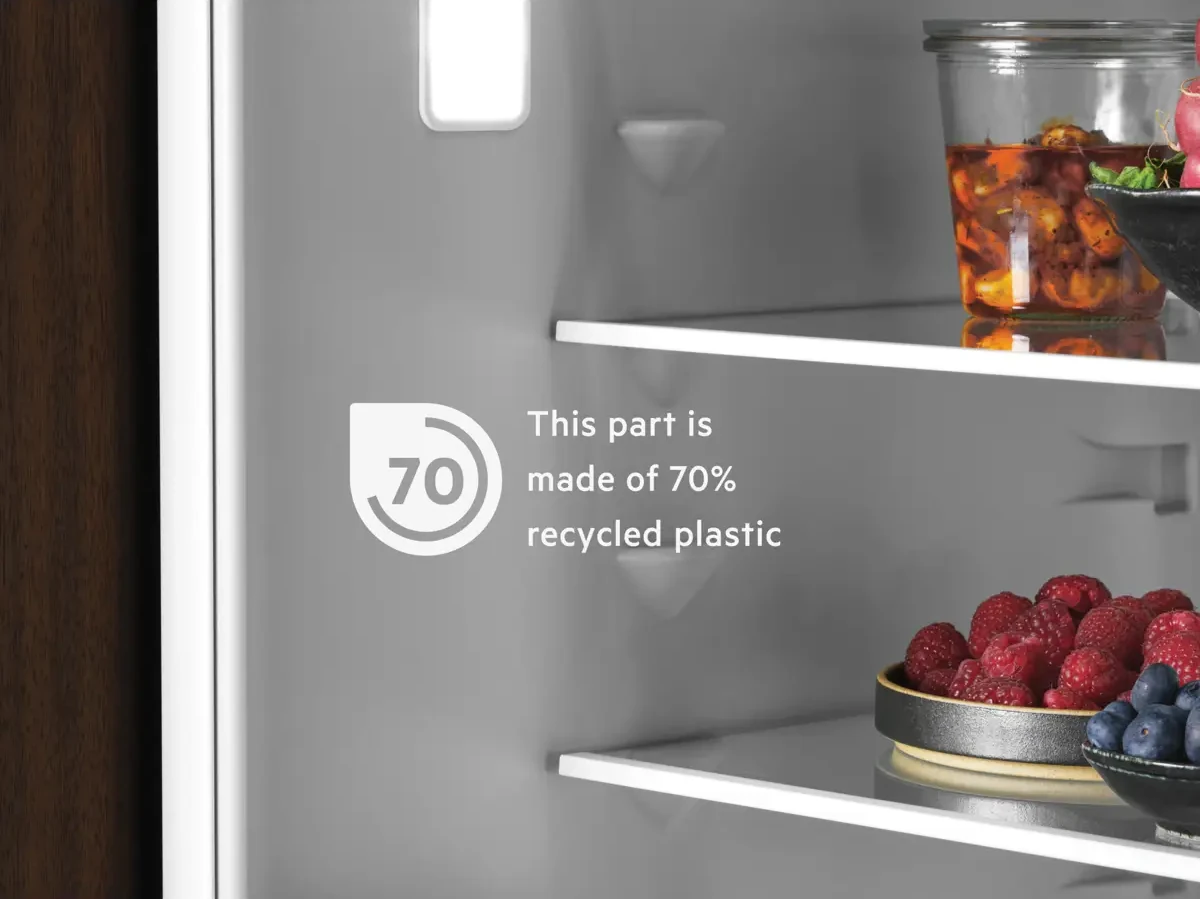 AEG TK9ZS181DC külmiku sisemus taaskasutatud plastist