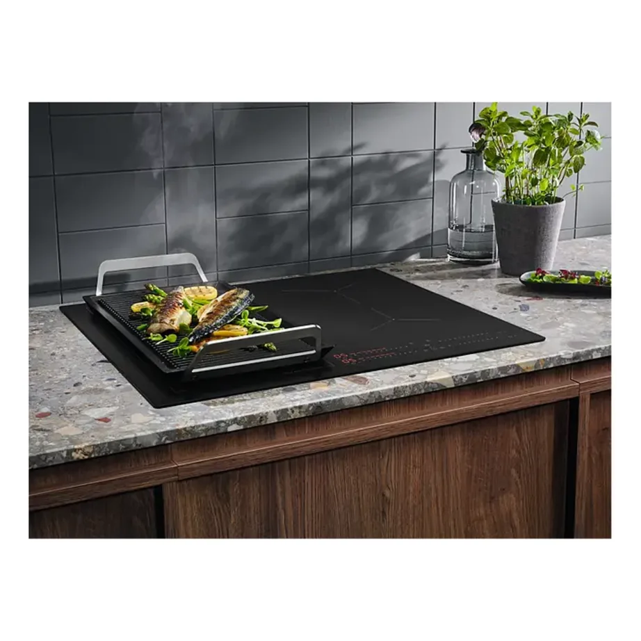 Induktsioonpliidiplaat keeduvee anduriga Electrolux EIS62453IZ, 60 cm, 4 tsooni, matt must SaphirMatt klaas, puutetundlik Slider, PowerBoost, taimer, lapseklukk – 3