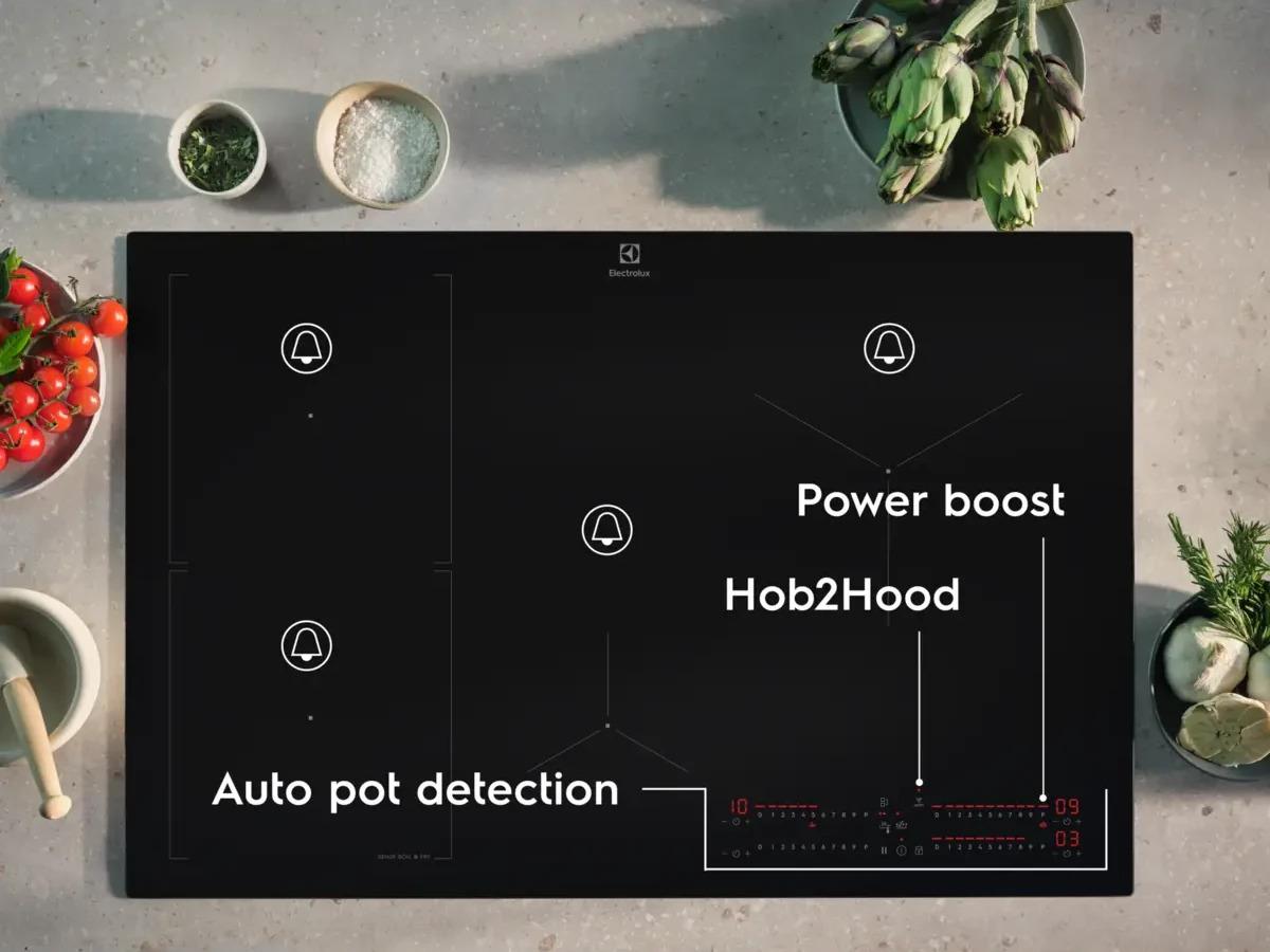 Electrolux EIS62453IZ nelja tsooni puutetundlik Slider juhtimine ja Bridge funktsioon