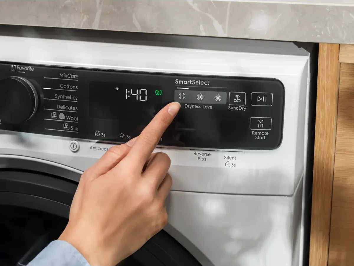 Electrolux SmartSelect juhtpaneel kuivati programmide lihtsaks valikuks