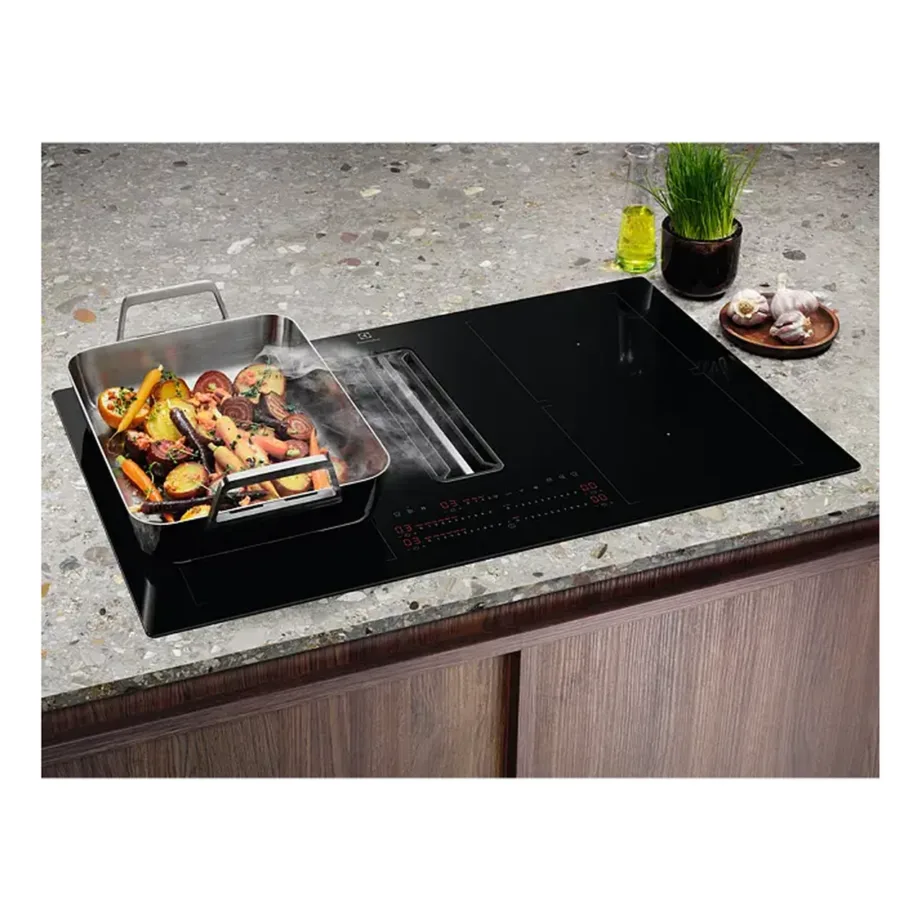Induktsioonpliidiplaat integreeritud õhupuhastiga ELECTROLUX KCC84453CK, 80 cm, 4 tsooni, 7200 W, 2xBridge, A+ energiaklass, must, tööpinna- või süvistatav paigaldus – 2