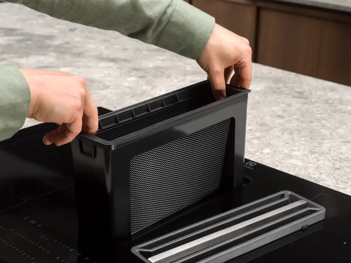 Pestav 2-in-1 süsi- ja rasvafilter Electrolux pliidiplaadil