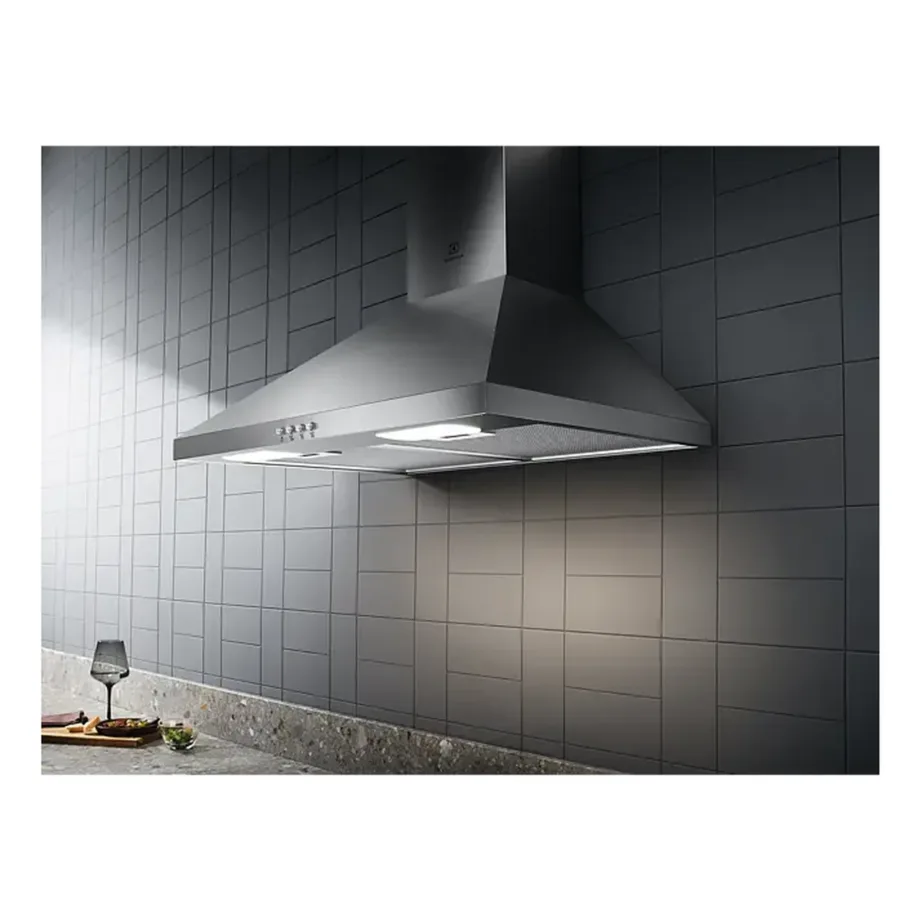 Seinale paigaldatav köögikubu LED-valgustusega ELECTROLUX LFC316X, 60 cm, korstnatüüpi, roostevaba, väljatõmme 420 m³/h, mehhaaniline juhtimine, Ø150 mm toru, pestav rasvafilter – 2