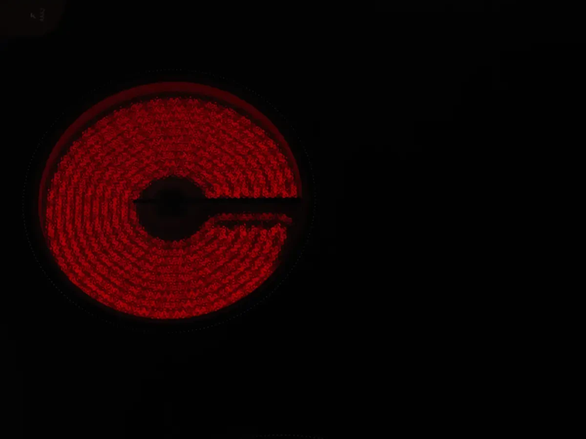 Klaaskeraamiline elektriline keedupind kiireks ja mugavaks toiduvalmistamiseks