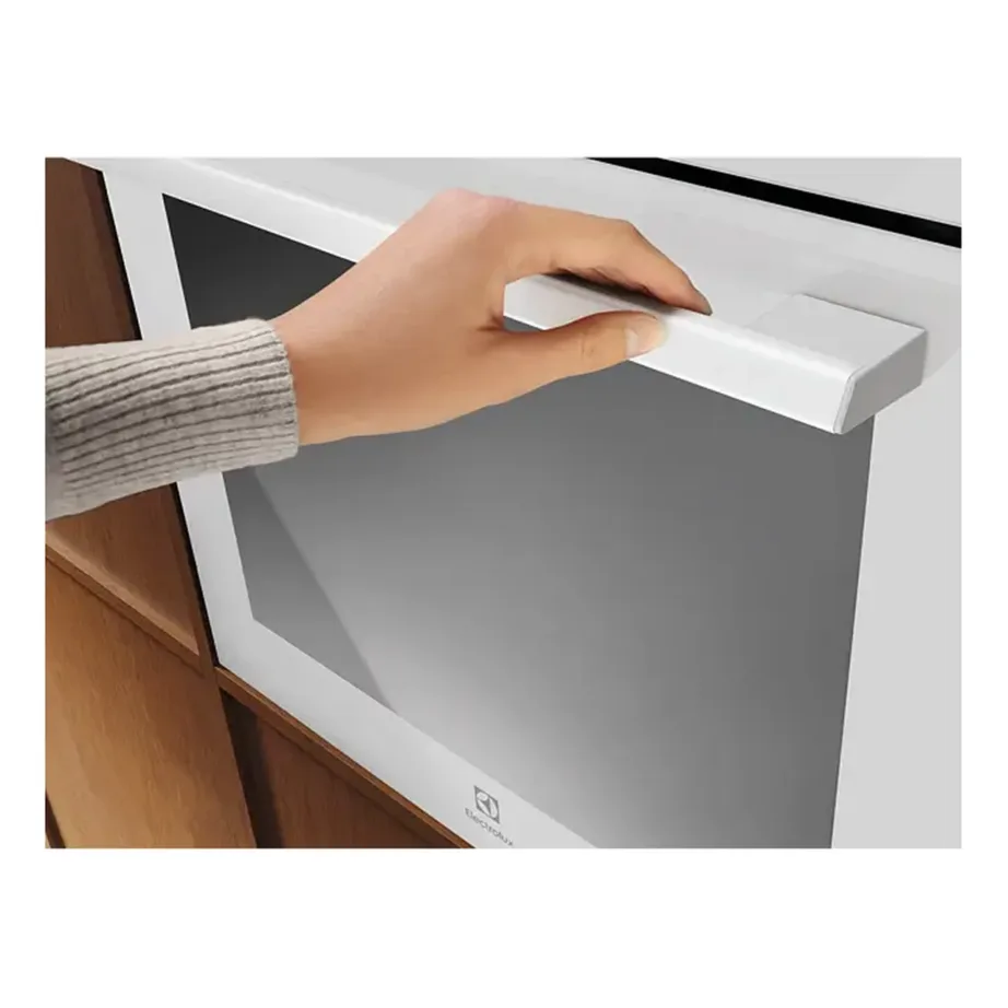 Integreeritav täisauruahi SteamPro ELECTROLUX LOB8S38V, 70 l, A++, 60 cm, valge, EXCite puutetundlik TFT-ekraan, aurupuhastus, 236 automaatsed programmid, 950 ml veepaak, pehme sulgumisega uks – 6