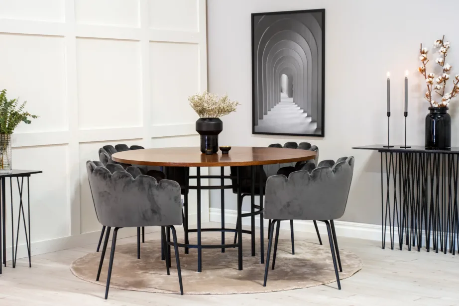 Ümmargune söögilaud Copenhagen koos Limhamn sametist tugitoolidega (pruun laud, hallid toolid, Ø140 cm), GR19324 – 5