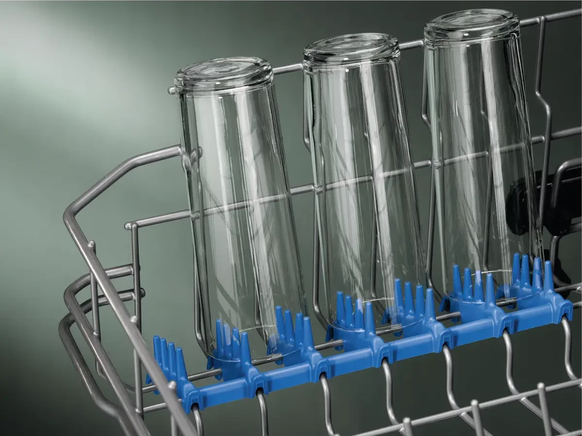 SoftSpike kummist toed hoiavad õrnu veiniklaase kindlalt paigal