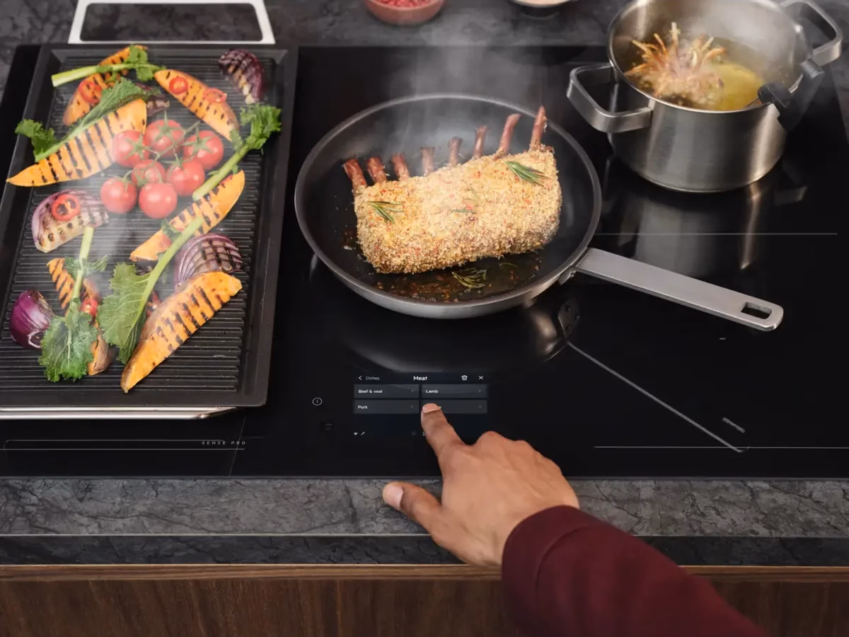 AEG CookSmart värviline TFT puuteekraan induktsioonpliidiplaadil