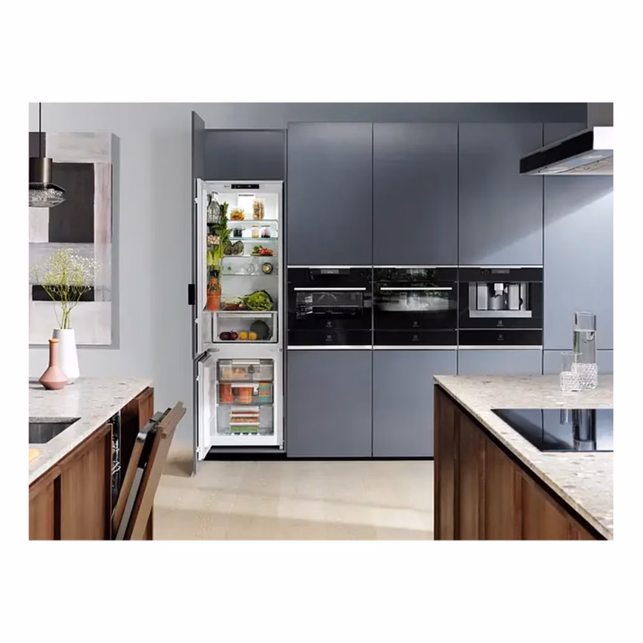 60 cm integreeritav nõudepesumasin Electrolux EEC67310L, 14 nõudekomplekti, 44 dB, energiamärgis D, 8 programmi, 11 l vee kulu, 3 korvi, roostevaba sisekest – 3