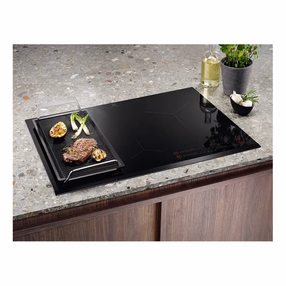 Induktsioonpliidiplaat keeduvee anduri ja Hob2Hoodiga ELECTROLUX EIS82453, 80 cm, 4 tsooni, 1xBridge, puutejuhtimine Slider, raamita klaaskeraamika, 7350 W, must – 4